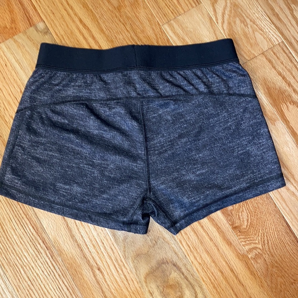 Adidas compression shorts - Picture 2 of 4